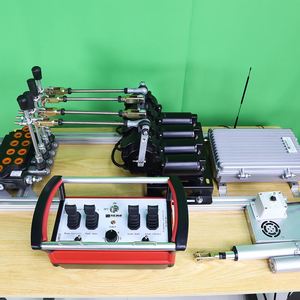 Joysticks de Controlador Industrial con Personalización Completa, Control Remoto Multifunción, Resistente al Agua IP68, Alcance de 225 m (Personalizable hasta 5 km), Privacidad - Product Image 3