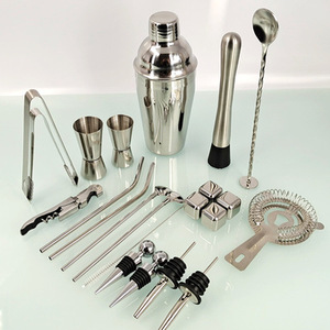 Juego de Herramientas de Bar Estilo Japonés 22 en 1, Acero Inoxidable, Mezclador de Bebidas de 25 oz con Colador/Sacacorchos - Product Image 6