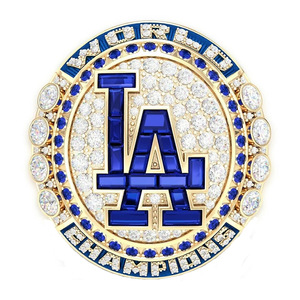 Bague de championnat des Dodgers de Los Angeles 2024, alliage de zinc, cristal, strass, plaqué platine, forme de cœur, souvenir pour homme - Product Image 2
