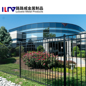 Pannelli Metallici per Recinzione da Esterno Decorativi per la Privacy da 6 Piedi per Uso Commerciale - Product Image 6