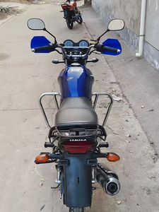 Yamaha è una Motocicletta che Può Trasportare Persone e Merci e Può Anche Arrivare in Montagna. - Product Image 4