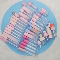 Offre Spéciale 8ml mignon rose noir blanc brillant à lèvres Tube Logo personnalisé emballage cosmétique conteneur pour le maquillage liquide belle Stock