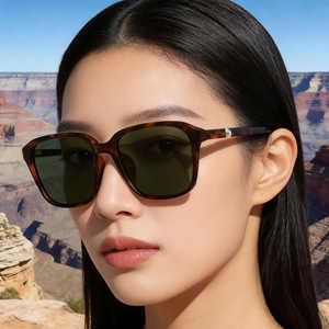 Ks-3933 แว่นกันแดดโพลาไรซ์ทรงสี่เหลี่ยมสำหรับผู้หญิงกรอบพลาสติกและโลหะป้องกันรังสียูวี 400 ประเภท 3 แว่นกันแดดสีดำ - Product Image 5