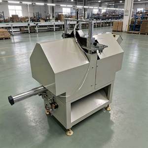 Maquinaria para Fabricación de Ventanas y Puertas de PVC, Máquina de Corte de Perfiles de Vidrio UPVC CNC con Certificación CE ISO - Product Image 3