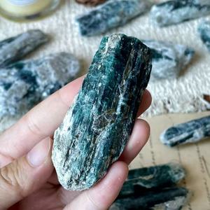 Wholesale Natural <b>Crystal</b> Mineral Specimen High Quality Rough Green Blue Kyanite <b>Raw</b> Semi Precious Stone for Home Decor Gift - Product Image 4