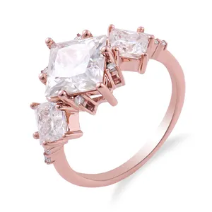 Fancy Jewelry 2 Carats Au750 18k Yellow Gold Moissanite princess cut elegant rings diamond engagement wedding ring