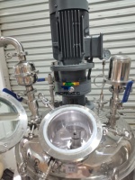 Machine d'émulsification sous vide à cisaillement élevé pour cosmétiques, lotion, pommade, machine de fabrication de cosmétiques, mélangeur émulsifiant sous vide