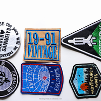 Presse à chaud personnalisée 3d insignes de logo personnalisés patch de broderie brodé à coudre à repasser pour vêtements
