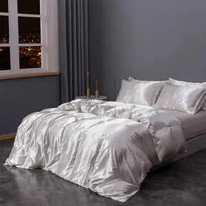 2021 popüler özelleştirilmiş Logo kral boyutu beyaz ipek 4 adet lüks yatak yorgan yatak örtüsü seti çocuklar için