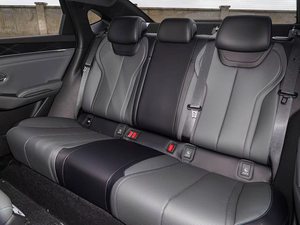 BYD QIN <span class=keywords><strong>L</strong></span> 2026: Vehículo eléctrico híbrido enchufable de tamaño medio barato con 4 puertas, 5 asientos y caja de cambios <span class=keywords><strong>E</strong></span>-CVT - Product Image 4