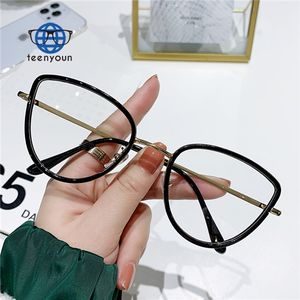 Teenyoun2024女性メガネフレーム光学眼鏡キャッツアイPcメタルフレーム色変更メガネ卸売 - Product Image 3