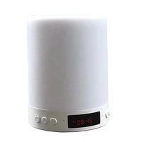 Lampe tactile sans fil moderne et portable avec haut-parleur intégré, écran d'affichage et lumière LED RGB colorée, en plastique, pour usage intérieur