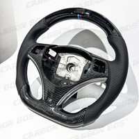 Volant de Voiture Sport en Cuir Personnalisé avec LED et Fibre de Carbone Forgée pour BMW E90 E91 E92 E93 E82 E84 E88 E87 M3
