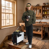 Équipement de nettoyage au laser pulsé portable 500W, décapant de rouille au laser portatif pour le décapage de la rouille des métaux, la peinture du bois, le vernis et les revêtements