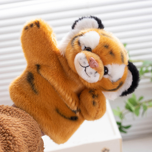 Nouvelle marionnette de main en peluche <span class=keywords><strong>Tigre</strong></span> mignon personnalisé, avec postures debout et assise, en coton PP, lavable, pour réconfort des enfants - Product Image 2