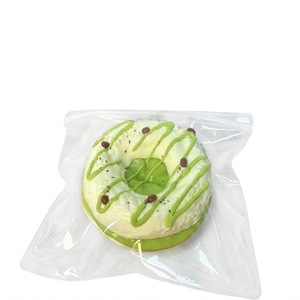 Jouet Squishy en Silicone de Qualité Alimentaire, Réplique de Pâton de Haricot Rouge à la Crème Matcha, Jouet Anti-Stress à Presser, Réplique Mignonne de Produit de Boulangerie, Cadeau - Product Image 1
