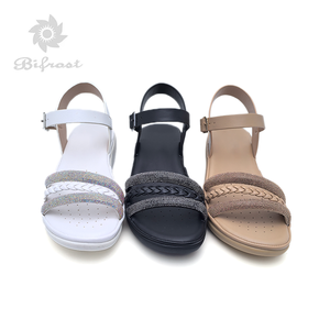 Eleganti <span class=keywords><strong>Sandali</strong></span> Estivi con Cinturino alla Caviglia e Plateau, Versatili <span class=keywords><strong>Sandali</strong></span> Piatti con Intreccio e Strass Scintillanti - Product Image 4