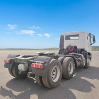 Transport de machines lourdes 351-450HP 21-30 tonnes Moteur WEICHAI Camion tracteur HOWO 6*4