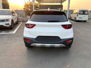 Buen Precio para <span class=keywords><strong>Kia</strong></span> <span class=keywords><strong>Stonic</strong></span> 2021 1.4L CVT Versión Fun Enjoyment con Techo Solar, Auto Usado en Buenas Condiciones, en Existencia, Gran Venta - Product Image 5