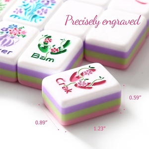Juego de Mahjong Americano de Lujo en Acrílico Rosa, 4 Capas, Fichas Florales Pintadas a Mano, Colección Premium Bam Crak Dot - Product Image 6