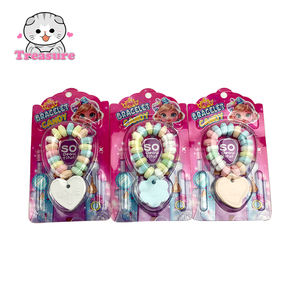 Venta caliente fruta pulsera caramelo juguete pulsera caramelos princesa niña Príncipe niño pequeño juguete pulsera caramelo - Product Image 1