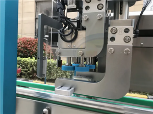 Máquina de Llenado de Líquidos Servo CX-GFT de Alta Precisión y Seguimiento Automático para Productos Cosméticos en Botellas de Vidrio/Plástico de Gel/Crema - Product Image 4