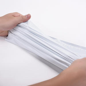 Sobres de Polietileno Impermeables Personalizables OEM de <span class=keywords><strong>4</strong></span> Mil, Bolsas de Envío Biodegradables para Ropa y Zapatos, Impresión de Logotipo Personalizado de Fábrica - Product Image 6