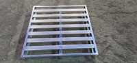 Palettes en acier robustes pour stockage de marchandises, palettes pour chariots élévateurs, logistique, tapis anti-humidité, modèle Q235B, fabriqué en Chine continentale