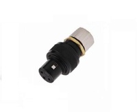 Grabadora XLR 	 Regla XLR 	 Conectores XLR macho en ángulo recto