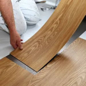 100% Waterproof Flooring Vinyl/PVC/Lvt Flooring LVT Plank Eir Surface 100% Virgin Non-Slip