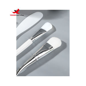 أدوات مكياج متنوعة بأسعار منخفضة للبيع بالجملة: فرشاة مسطحة للاستخدام مرة واحدة، وعاء سيليكون، طقم خلط قناع الوجه المرن - Product Image 5