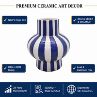 Vase moderne à rayures en céramique Design floral contemporain minimaliste pour décoration de table côtière ou rustique Idée cadeau parfaite
