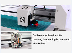 Machine <span class=keywords><strong>de</strong></span> découpe numérique à <span class=keywords><strong>plat</strong></span> pour film PVC, blister et carton - Product Image 3