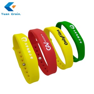 Biểu tượng tùy chỉnh in không thấm nước <span class=keywords><strong>NFC</strong></span> Silicone dây đeo cổ tay 13.56MHz RFID Thông tin liên lạc mini <span class=keywords><strong>Tag</strong></span> cho truyền thông xã hội chia sẻ khách sạn - Product Image 3