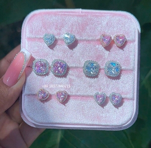 FOXIホット販売女性ダイヤモンドアイスアウト真鍮シルバー18kゴールドメッキダブルハートファッションジュエリーネックレス女性用 - Product Image 3