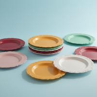 Assiettes en plastique jetables de luxe en dentelle pour les dîners d'anniversaire, les événements d'entreprise et la restauration