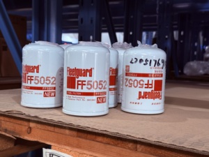 Pièces de rechange d'origine pour <span class=keywords><strong>compresseur</strong></span> d'air portable <span class=keywords><strong>Atlas</strong></span> <span class=keywords><strong>Copco</strong></span> : filtre à huile, filtre à air, joint torique, filtre à carburant, kit d'entretien, joint d'étanchéité - Product Image 3
