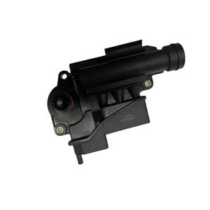 Katup Pembuangan Pemisah Air Oli Untuk Audi Q7 4.2L 079103464D/079103464B Kualitas Tinggi - Product Image 2