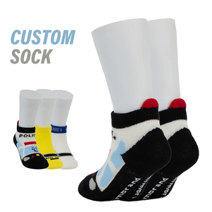 Chaussettes en coton de dessin animé de voiture d'équipage élevé pour petits garçons tricotées avec le logo à la manchette pour la saison de printemps - Product Image 6