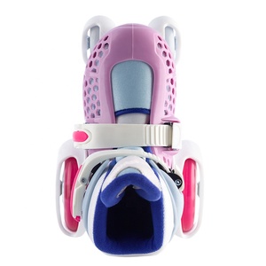Patins à roulettes ajustables pour enfants de 5 à 8 ans, pour le plaisir en extérieur, avec effets lumineux - Product Image 5