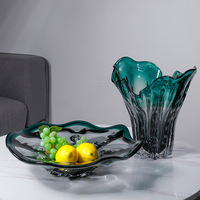 Vase moderne en verre et en cristal fait à la main pour la décoration intérieure pour la décoration intérieure