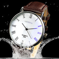 Montre à quartz pour homme Genève avec boîtier en alliage, bracelet en cuir, cadran bleu lumineux, chiffres romains et aiguilles - Style professionnel GW008