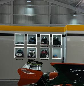 मोटरस्पोर्ट रेसिंग के लिए मोबाइल पिट दीवार प्रणाली - Product Image 3