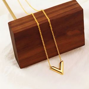 Mylove <strong>Jewelry's</strong> Trendy Women's Stainless Steel Necklace Set Collier En Acier Inoxydable Chains Style Wholesale Available - Product Image 6
