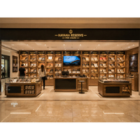 Vitrine à cigares en cèdre espagnol, humidor, armoire à cigares, étuis en bois, éclairage en bois, présentoir à tabac, aménagement de boutique de cigares