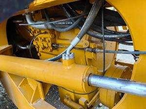 Cargadora de Ruedas CAT 966H Usada de 6 Toneladas de Capacidad, Lista para Enviar, con Motor y Bomba, Garantía de 2 Años, para Minería Eficiente - Product Image 5