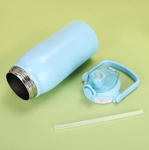 Bouteille d'eau légère et portable en acier inoxydable à isolation sous vide, design moderne avec couvercle pour les voyages, toutes les couleurs disponibles - Product Image 3