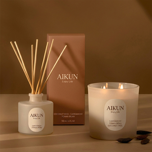 AIKUN 2026 New Self Glass Jar Wax Scented <b>Candle</b> Wholesale Price Soy Wax Relaxlines <b>Candle</b> <b>Set</b> for Home Fragrance - Product Image 1