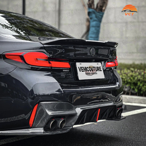 Sợi Carbon D Phong Cách LED Ánh Sáng Phía Sau Khuếch Tán 2017 2020 Phía Sau Bumper Khuếch Tán Cho BMW 5 Series G30 G38 F90 M5 - Product Image 4