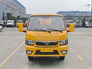 รถดูดสิ่งปฏิกูลแบบสุญญากาศ Dongfeng 3 ลูกบาศก์เมตร, บูมดูดแบบหมุนได้, ปั๊มสุญญากาศเสริมสำหรับการขนส่งของเสียในฟาร์มและเทศบาล - Product Image 2